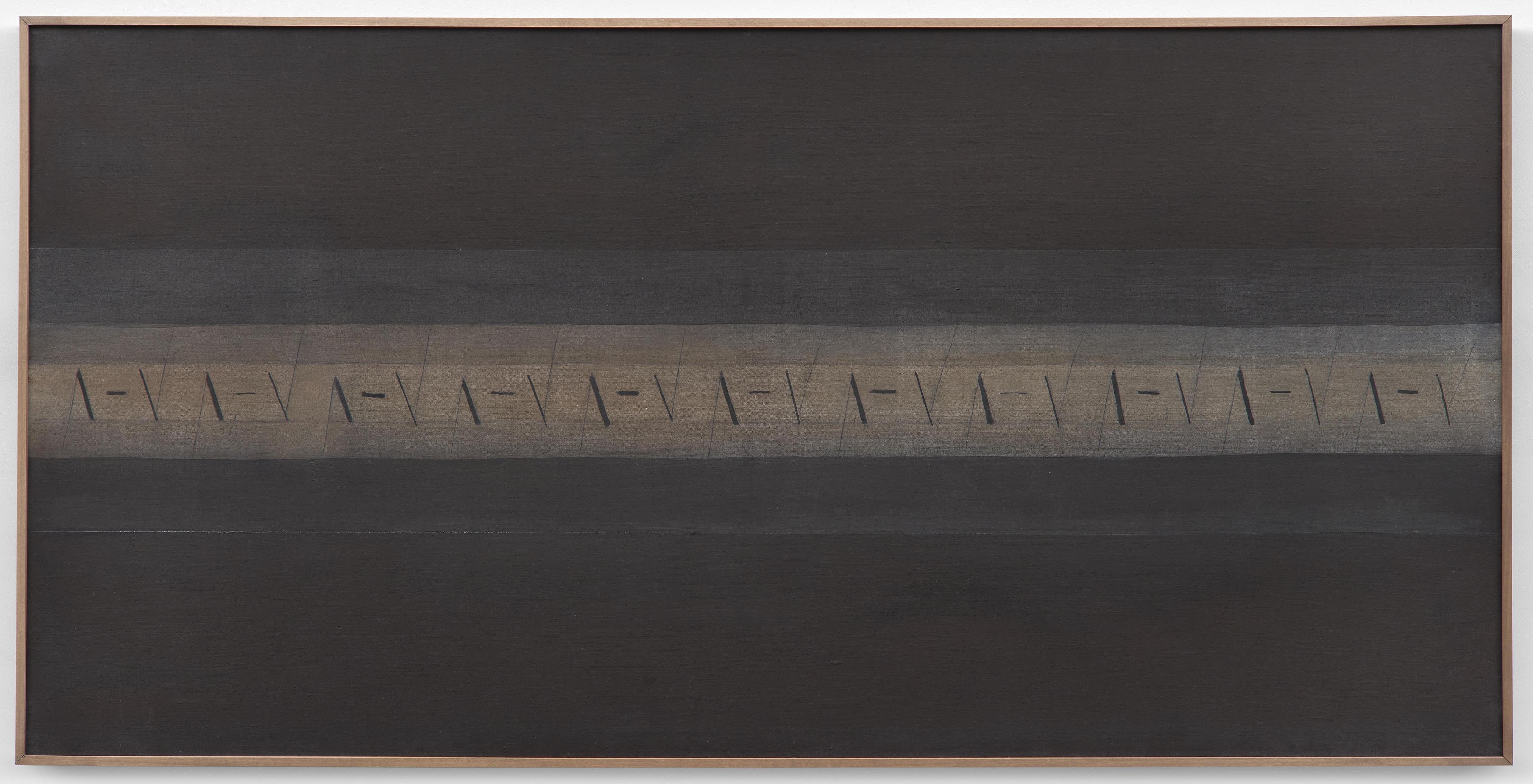 Bice Lazzari, Senza Titolo [Untitled] (Q/435), 1972-3, acrylic on canvas, 82 x 163.2 in. Courtesy of Archivio Bice Lazzari and kaufmann repetto Milan / New York and Richard Saltoun Gallery London / Rome. Photo: Kunning Huang